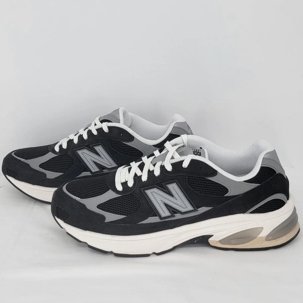 NIB New Balance 2010 Casual Sneakers - Black/Shadow Grey/Sea Mens 12 Sneakers